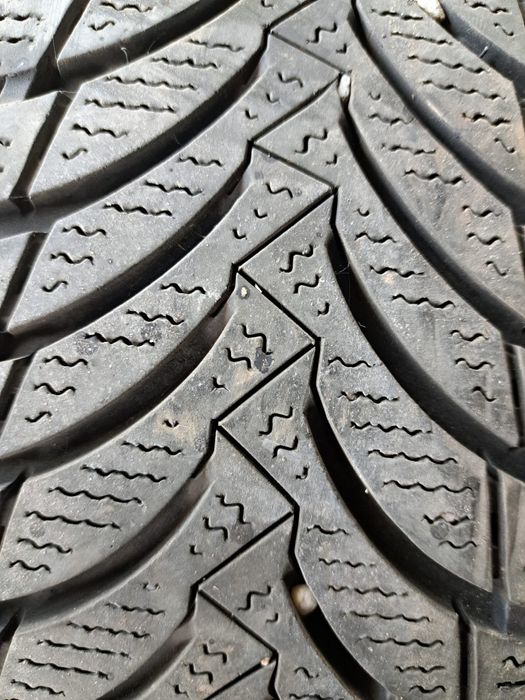 4 anvelope iarnă 195 55 r16 Nexen