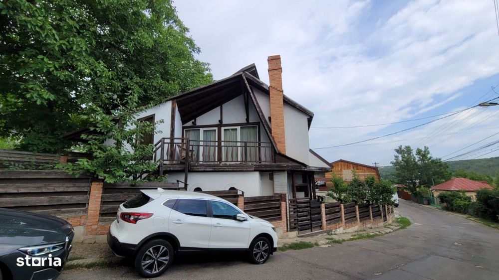 Vila cu 700 mp teren - Sararie