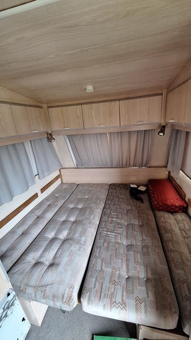 Rulota Caravelair Pentru Piese De Schimb