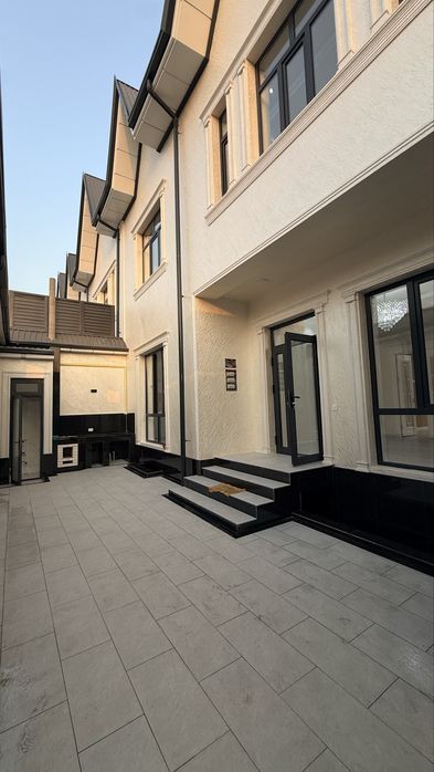 ТАНХАУС  ХОНОБОД 5 хона 148$