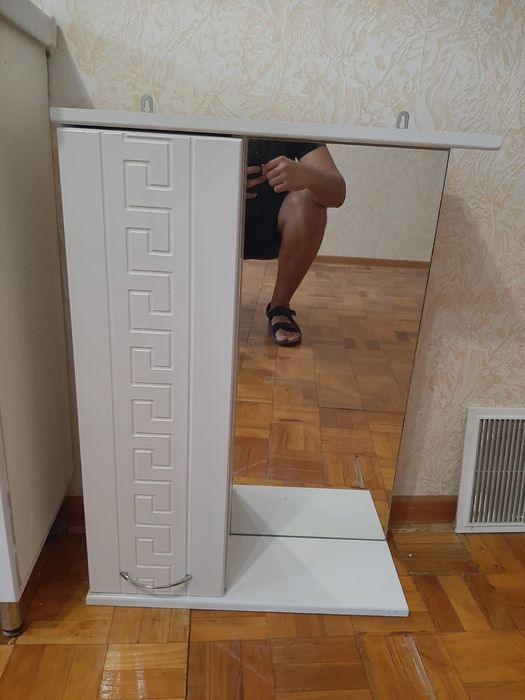 Шкаф над раковиной