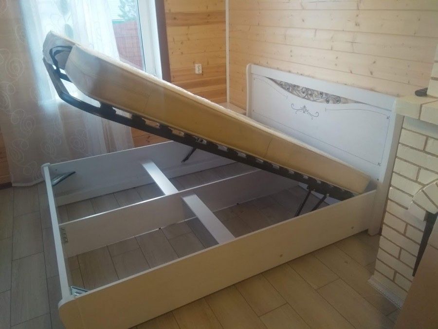 Двуспальная кровать с подъемным механизмом «Афродита»