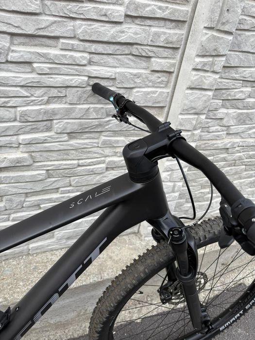 Bicicleta Scott Scale Carbon 2025