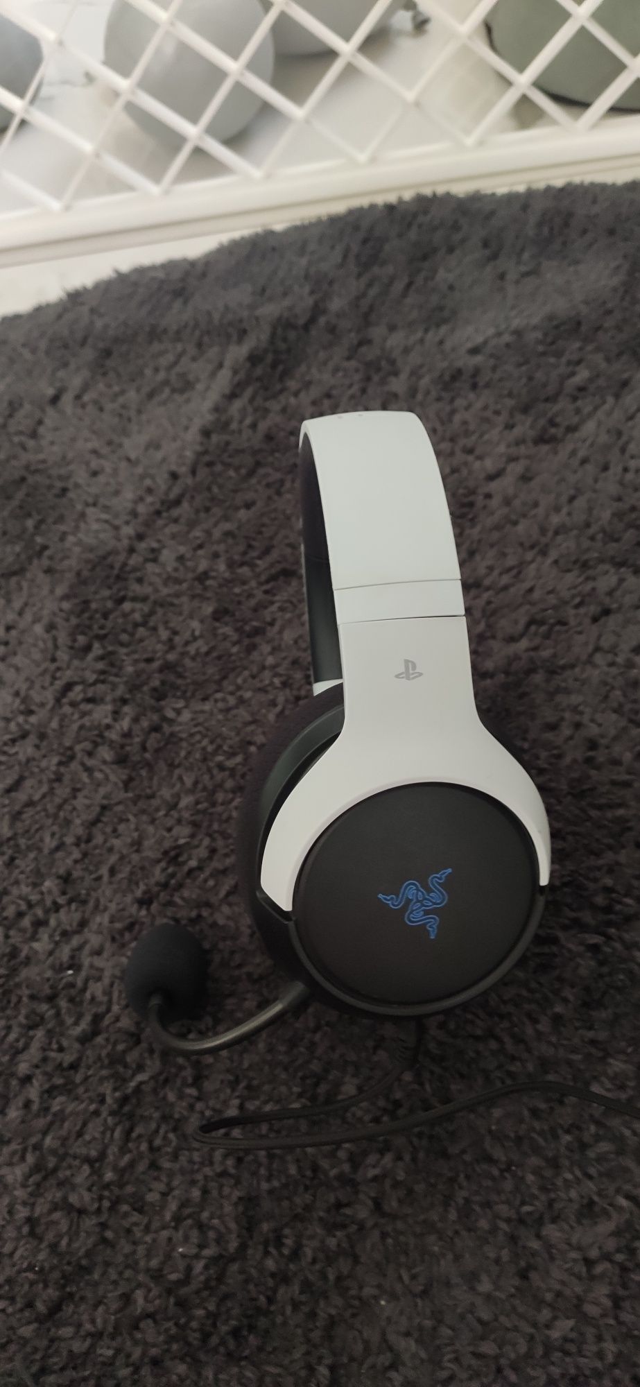 Продавам слушалки Razer kaira x