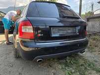 Audi A4/S4 на части.