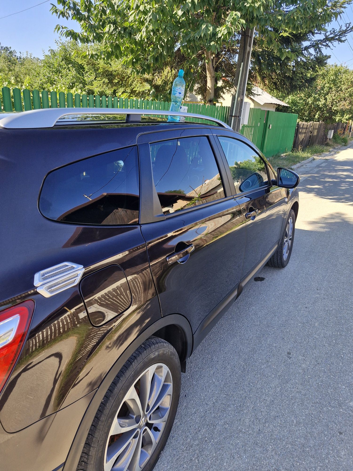 Vând Nissan qashqai 2011