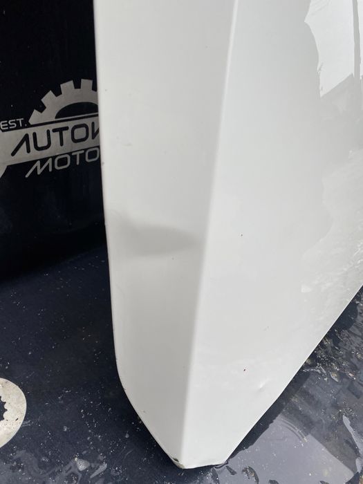 Capota motor Vw Jetta an 2010-2014