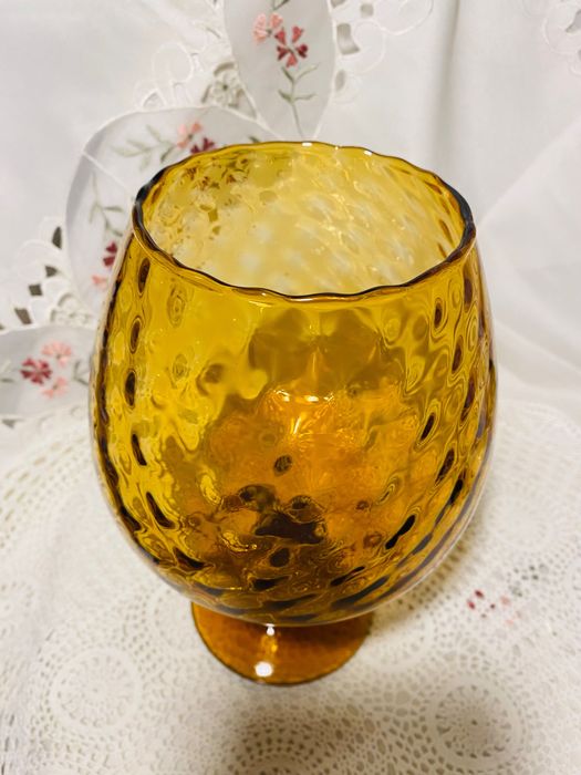 стъклена чаша за бренди