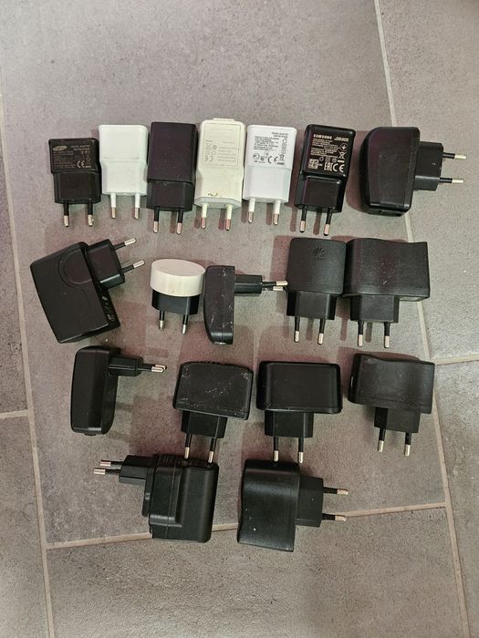 Lot încărcătoare 650mA-2A