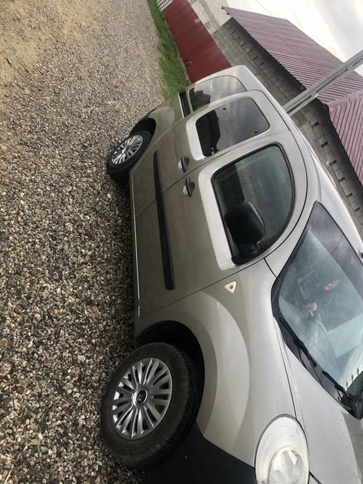 RENAULT KANGOO.  2009  1.5