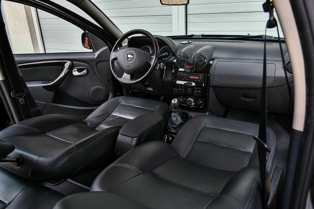 - Dacia Duster, 1.5 DCI, Euro 5, Echipare Prestige -