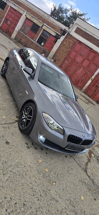 Bmw f10 520d 245000km bixenon 2chei carte service tuv2027