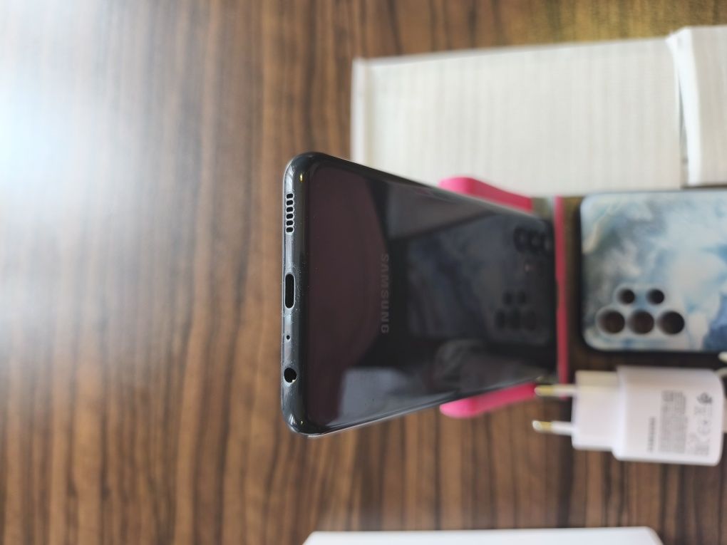 Samsung A-13 отличен