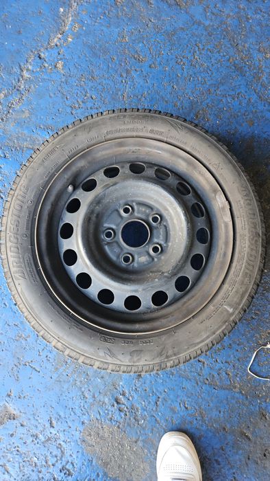 Roti iarna Bridgestone 185/55 R15