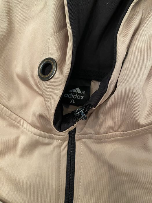 Ветровка Adidas| продам срочно