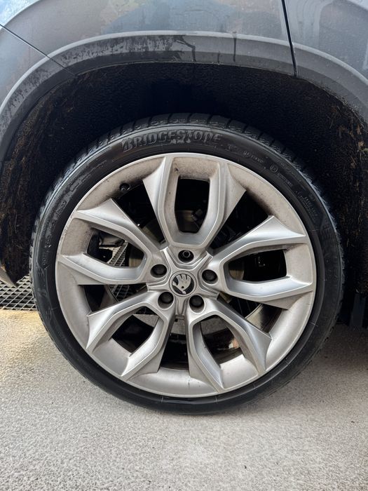 Set 4 jante originale Skoda R19