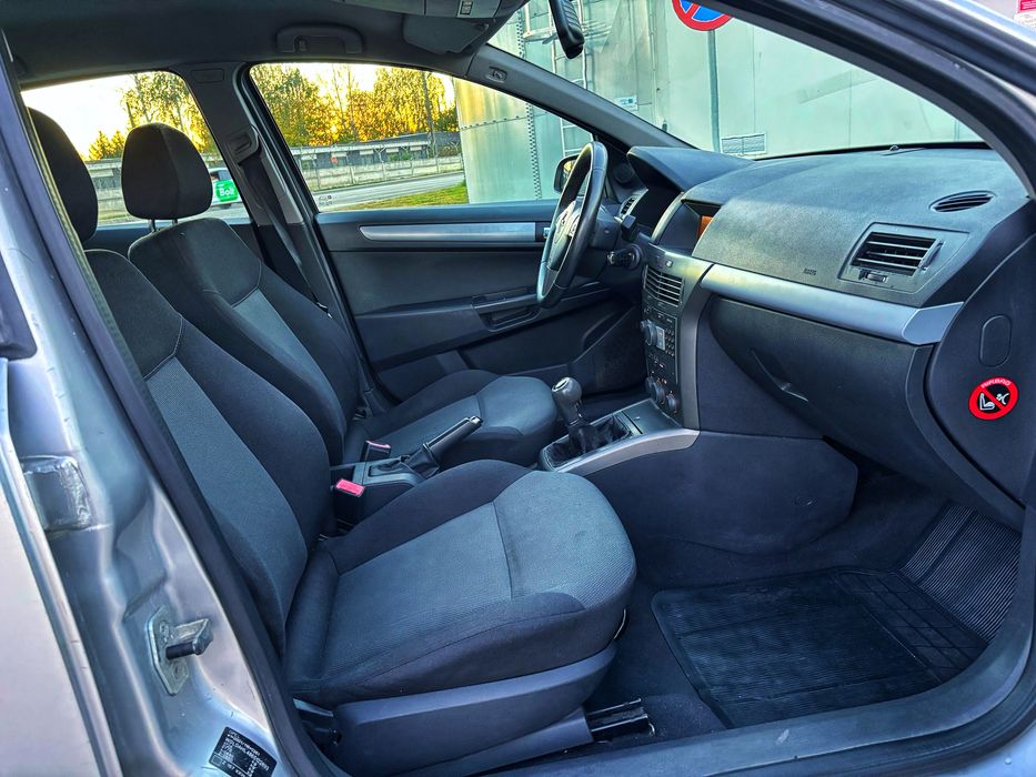 Opel Astra H / Clima / Navi / Inmatriculat Ro