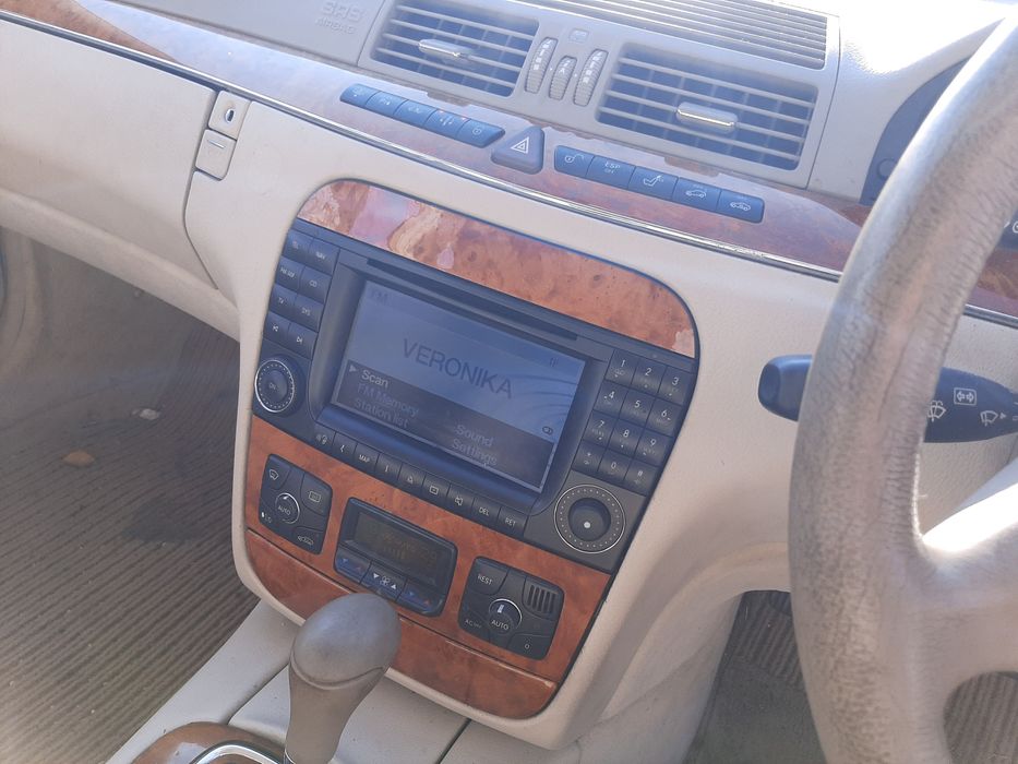 За части Mercedes S500 автоматик 2003 година