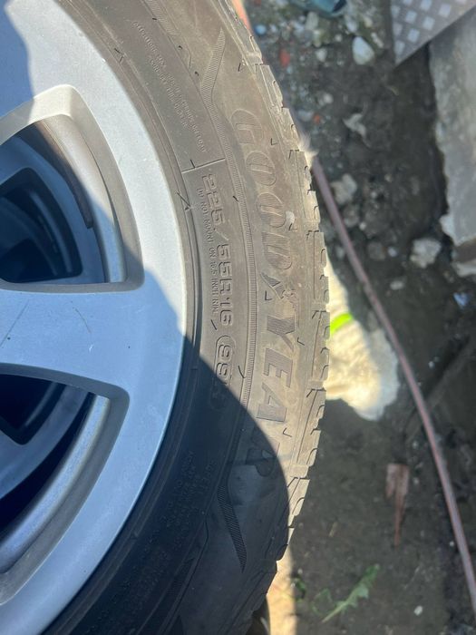 Vand jante 5 x120 R 16 cu cauciucuri m+s