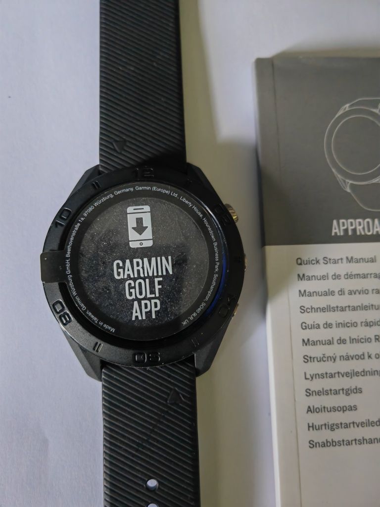 Garmin GPS часовник за голф  Approach S60