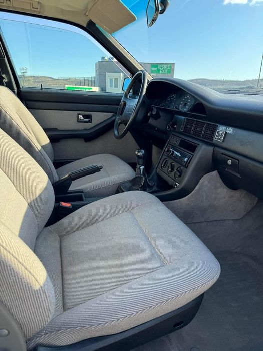 Vand/schimb Audi 100
