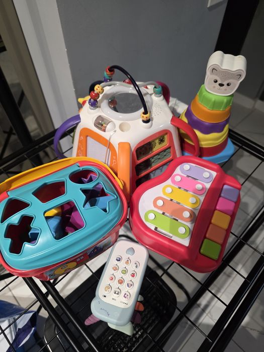 Jucarii bebe 6 luni/1an