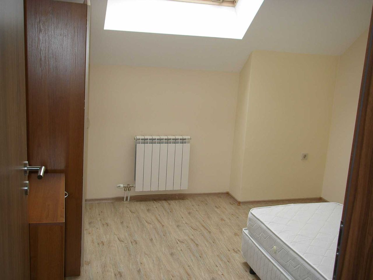 Дава се под наем Двустаен апартамент в Банско - 55 кв.м за 306 € - Снимка #5