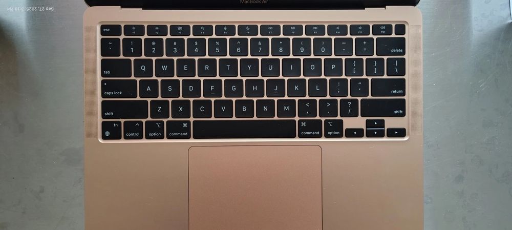 MacBook Air 2020  Gold