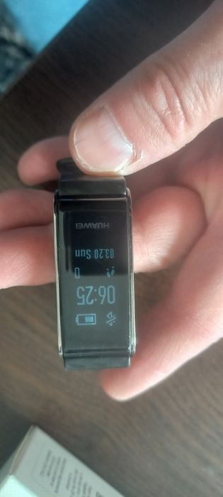 Фитнес гривна Huawei band A2