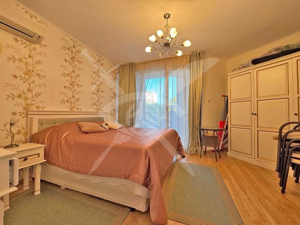 Продава се Тристаен апартамент в к.к. Слънчев бряг - 118 кв.м за 1568 €/кв.м - Снимка #5