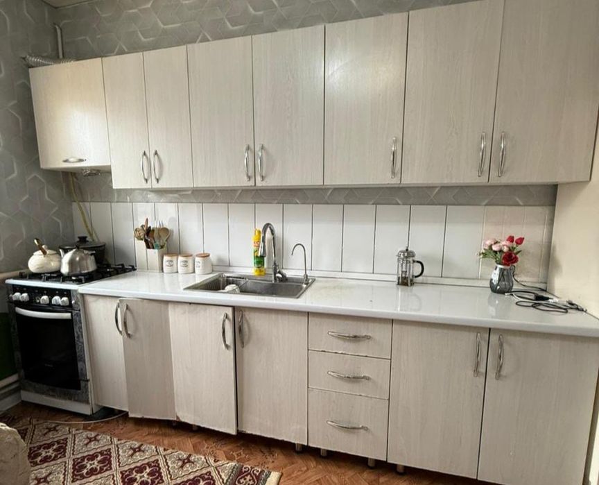 Кухнный гарнитур сатылады