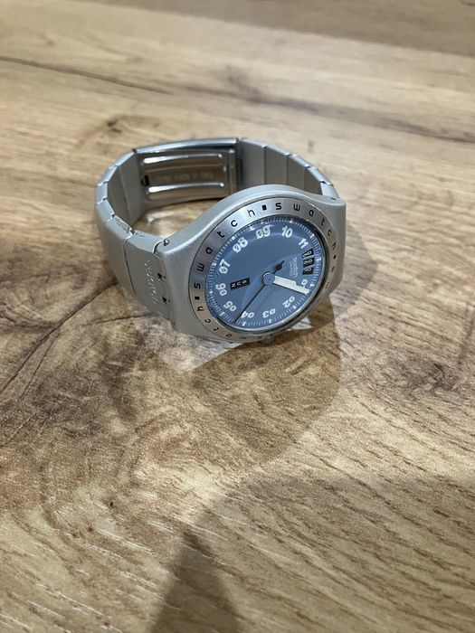 Часовник Swatch irony