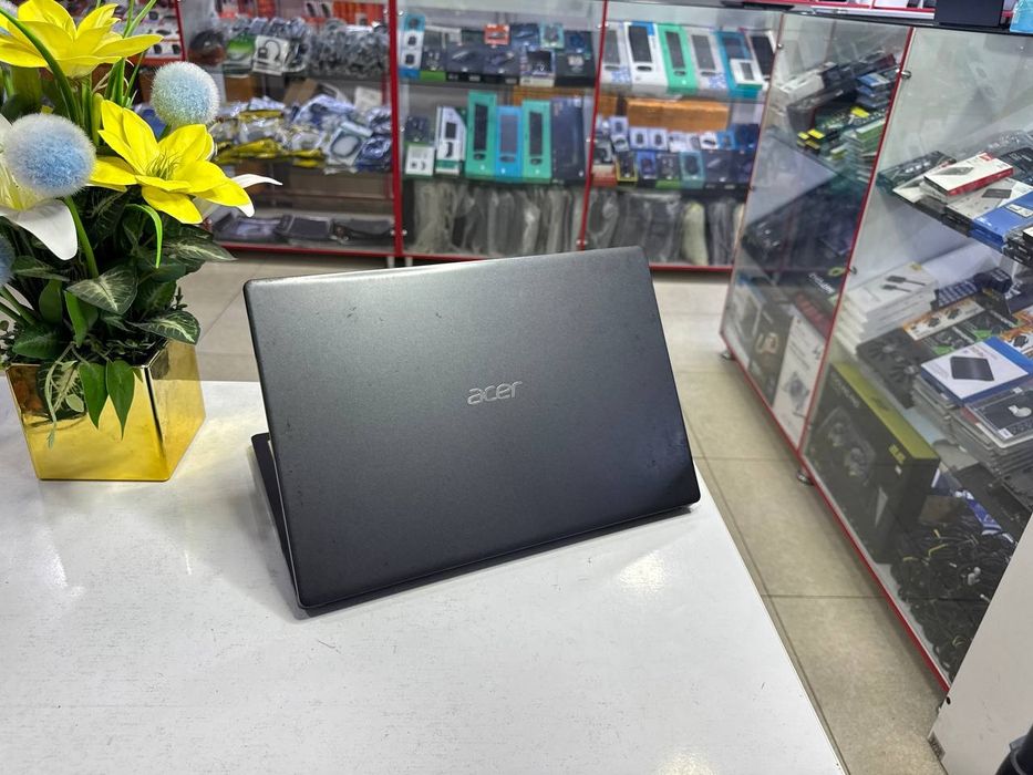 Acer core i5-8265U ddr4 8/1000GB HDD videokartasi bor MX230-2GB