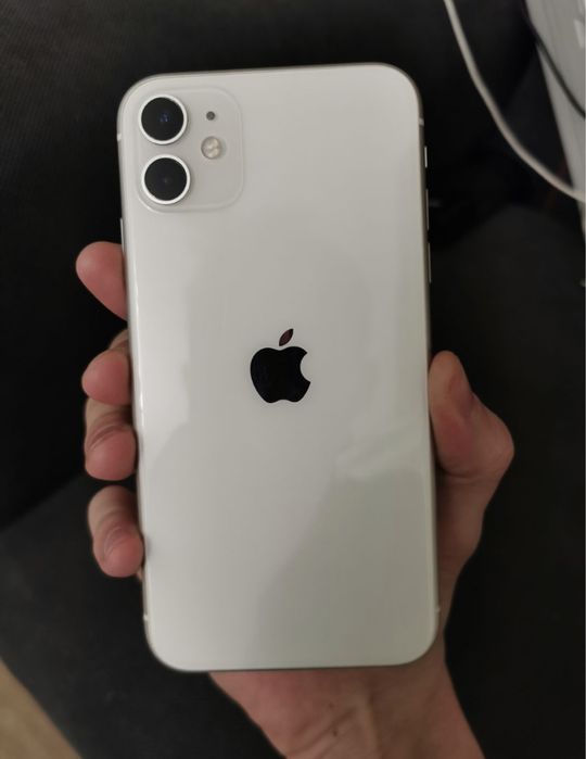 iPhone 11 white 128gb