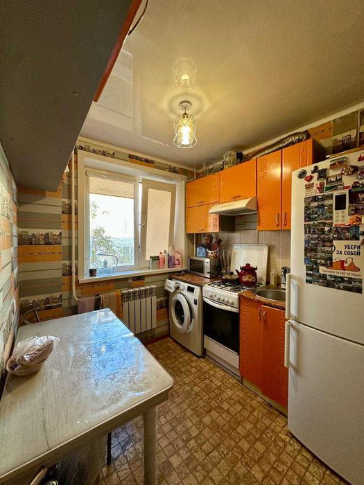 Продажа 3-комнатной квартиры, КСК солнечный, все остается