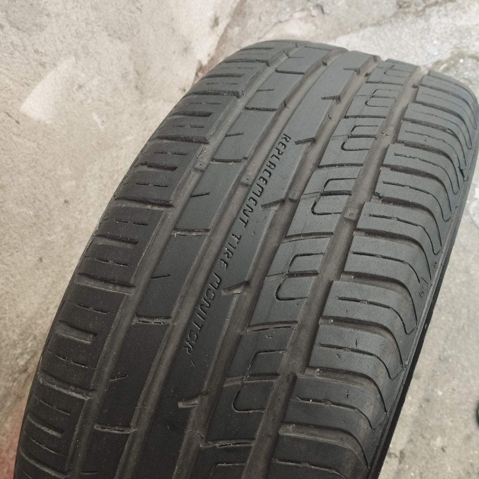 Летни гуми 4бр. 225 на 55 на 17