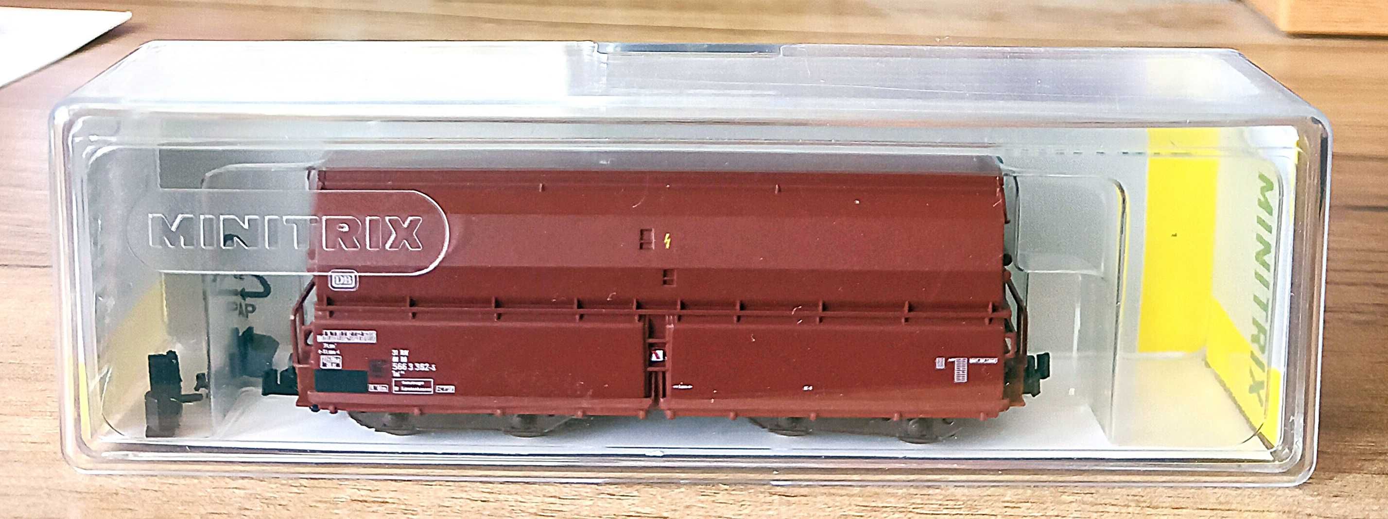 Вагон на MINITRIX 18955 - N - DC - DB - чисто нов /неизползван/ - Piko