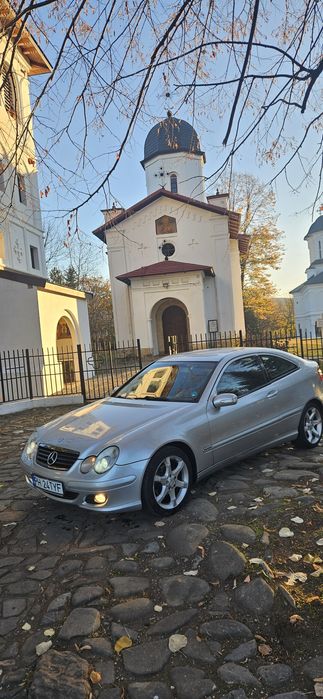 Vând  Mercedes benz c 220 CDI din 2007 2.2 diesel pilot automat ac Inc