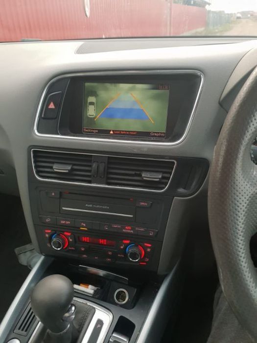 Dezmembrez Audi q5 4x4 2008 motor 3.0tdi 176kw 240cp CCWA cutie de viteze automata 7g tronic usa portiera stanga dreapta fata spate etrier fuzeta planetara bara capota dezmembrări a4 b8 a5 q7