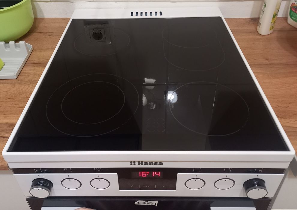 Электрическая плита новая