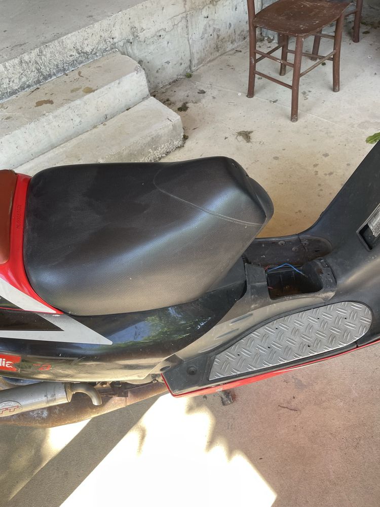 Aprilia SR ditech на части