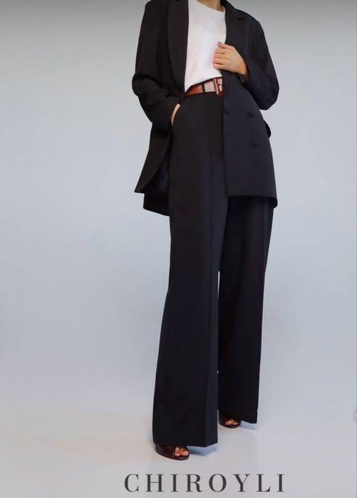 Жакет ва шим классический сотилади