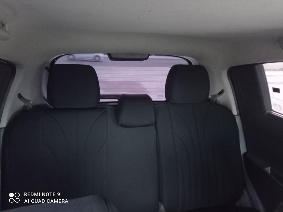 Moshina idiyalni xalotda kraska 1 ta eshikka