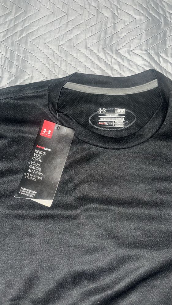 Under Armour compression блуза -нова