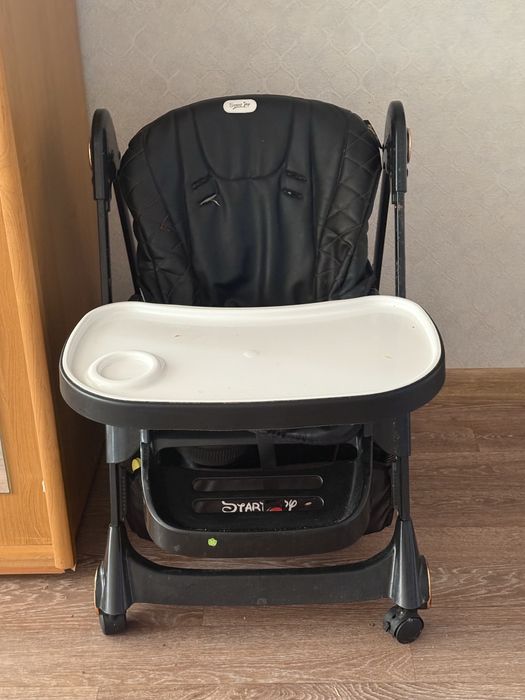 Продам детский столик