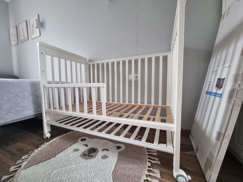 Бебешко креватче / легло Treppy 0-48 месеца + матрак 120х60 + модул