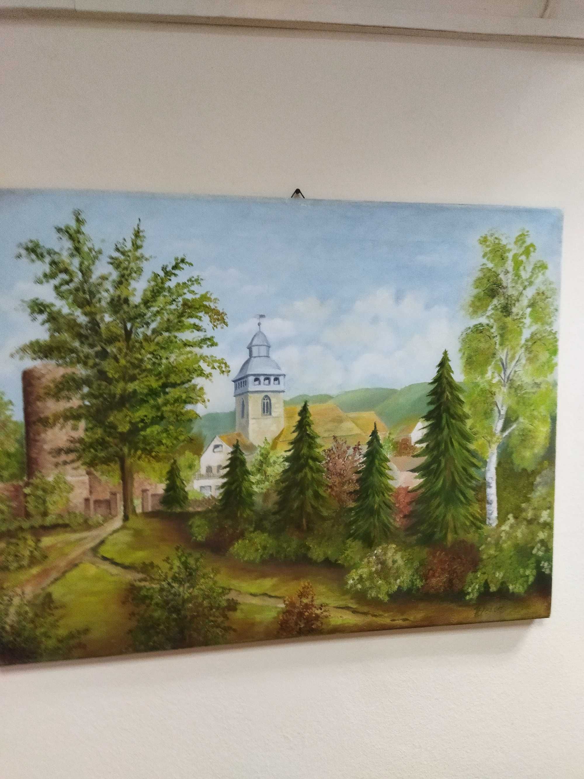 Маслени картини на платна и дърво  .