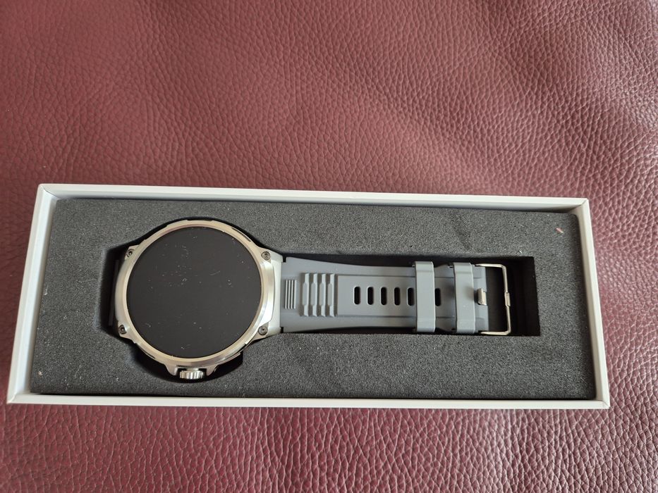 Смарт часовник нов.