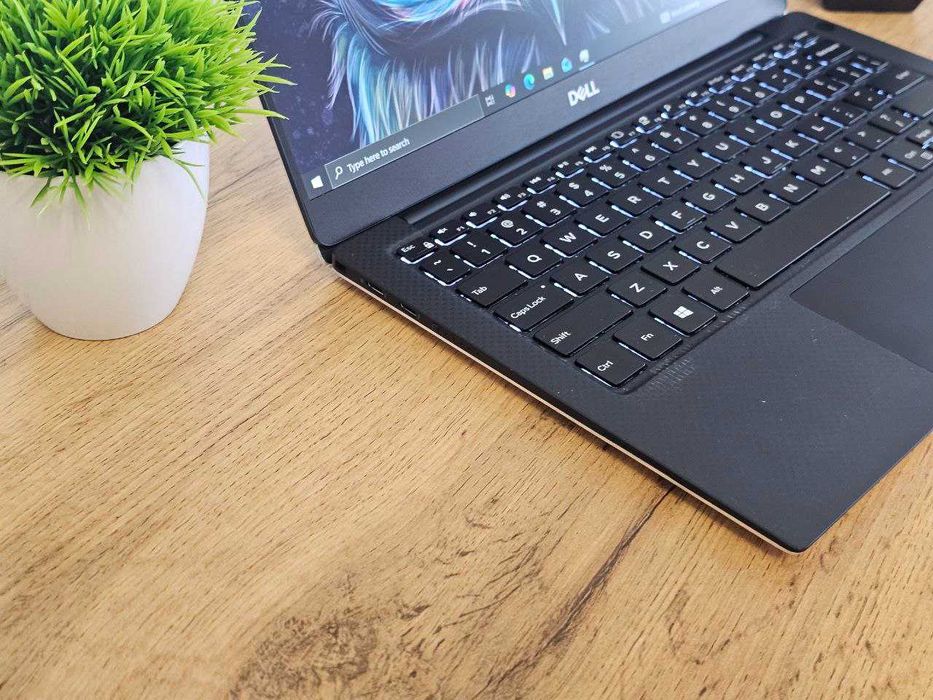 Dell XPS 13 / i7 10710U / 16Gb / 512Gb - США