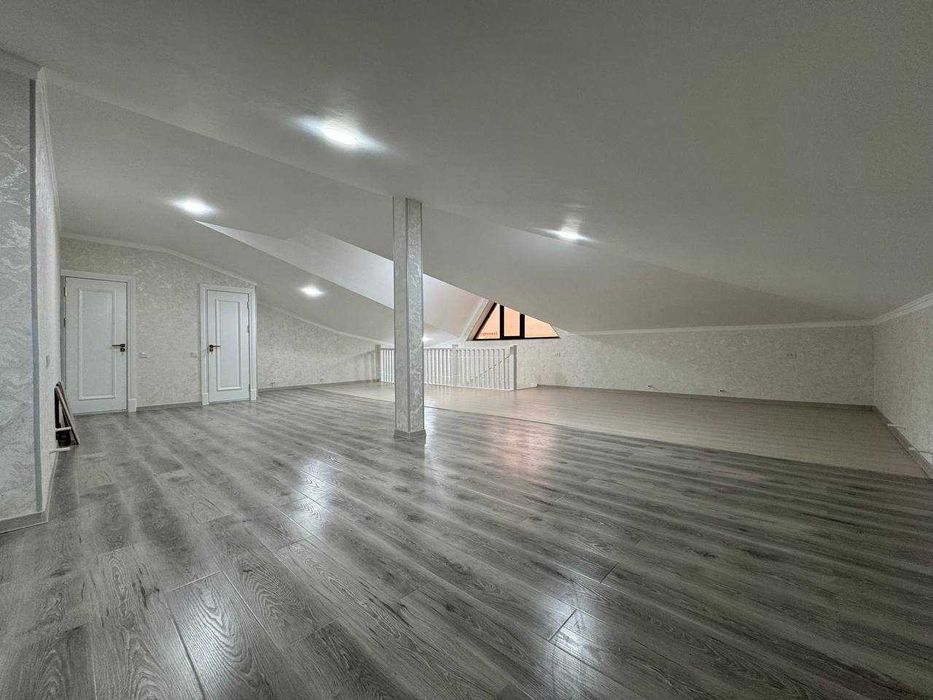 Сергели.Кенгмакон махалля. 2.2 сотихда 4 хонали янги уй сотаман .